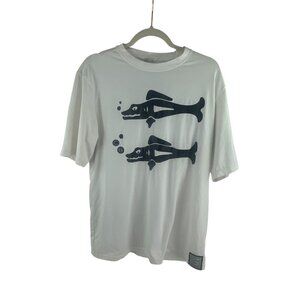 Five Ultimate Mens M White Graphic T-Shirt Tay-Tay 54 Fish Print Funbassador